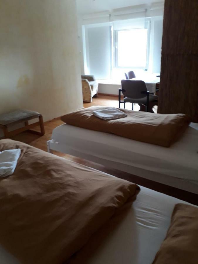Gaestehaus Gl Ελβάνγκεν Εξωτερικό φωτογραφία